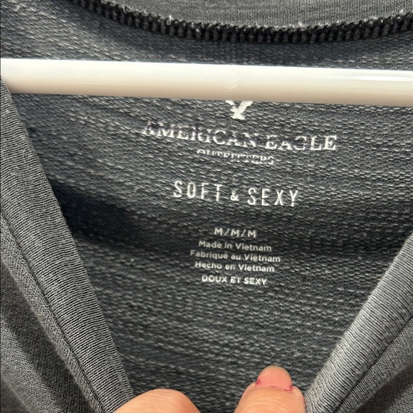 American Eagle Outfitters Charcoal Tank Top - Picture 3 of 4